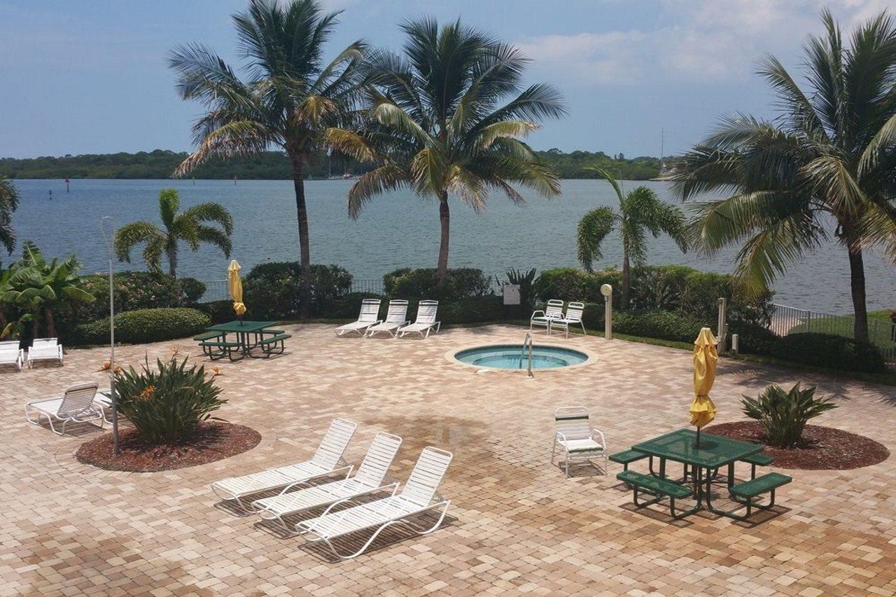 Boca Ciega Resort By Travel Resort Services セント・ピーターズバーグ エクステリア 写真