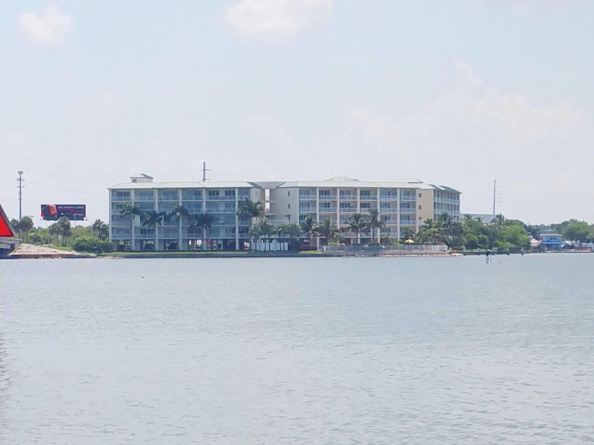 Boca Ciega Resort By Travel Resort Services セント・ピーターズバーグ エクステリア 写真